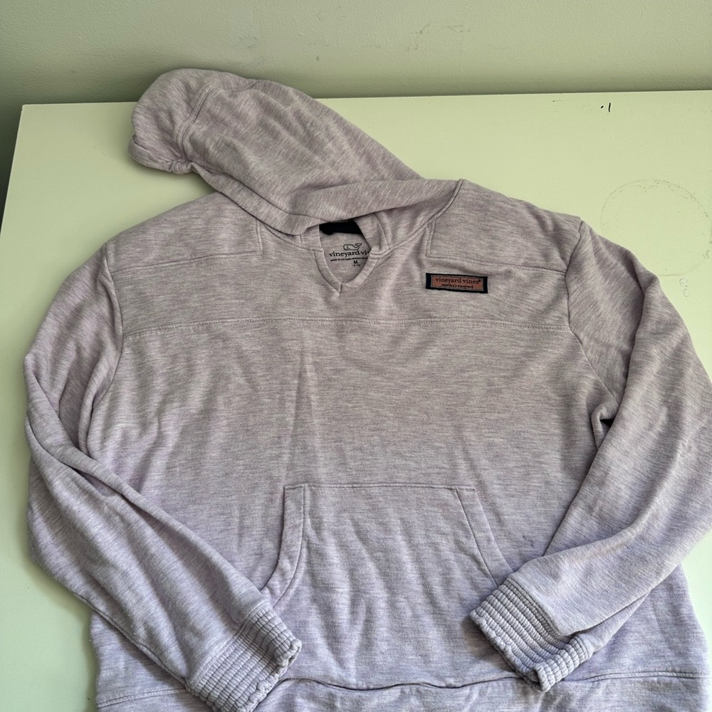 Vineyard Vines girls hoodie and matching shorts - Picture 2 of 4